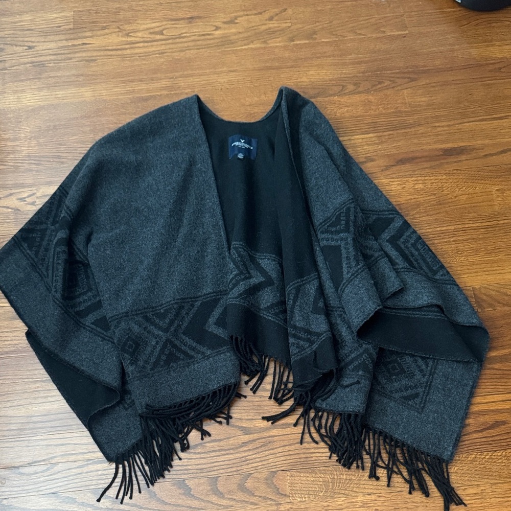 American Eagle Outfitters Charcoal and Black Poncho
